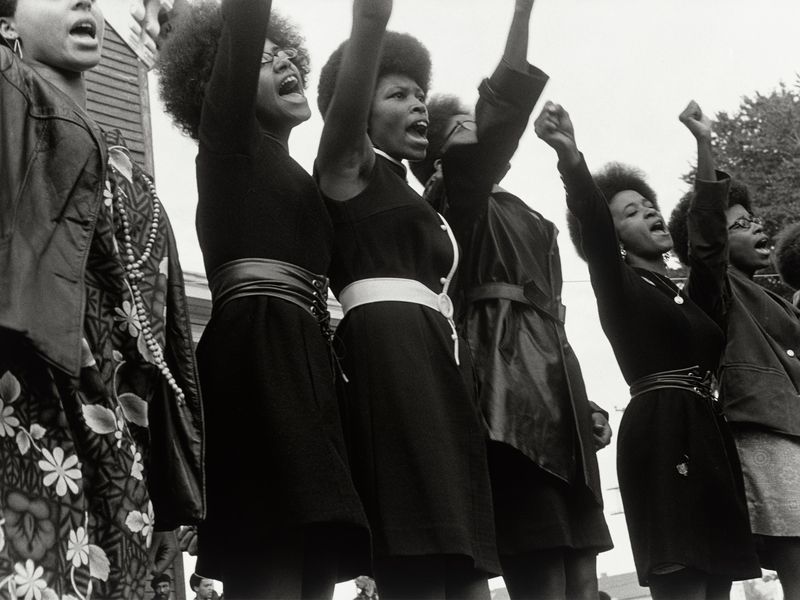 Mujeres del Partido Pantera Negra en el Free Huey Newton Rally en 1968.